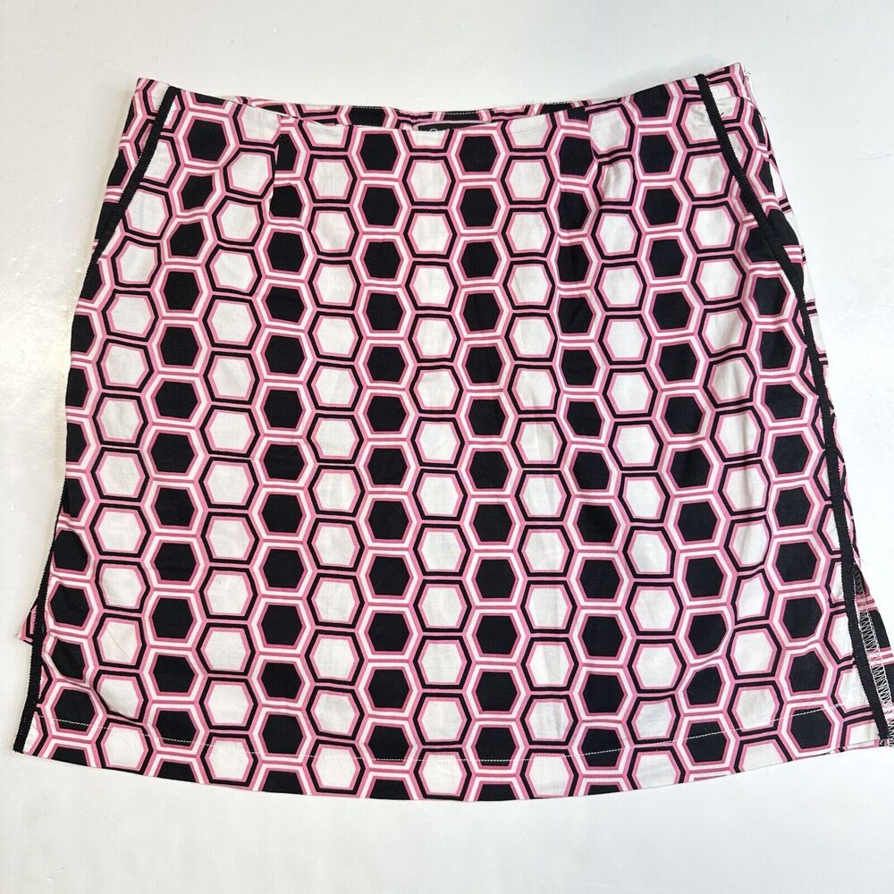 Women's Pink Hexagon Print Skort